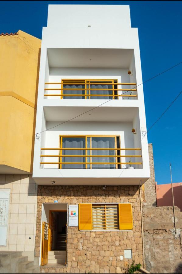 Apartamento Augusta Amwilla Guesthouse ミンデロ エクステリア 写真
